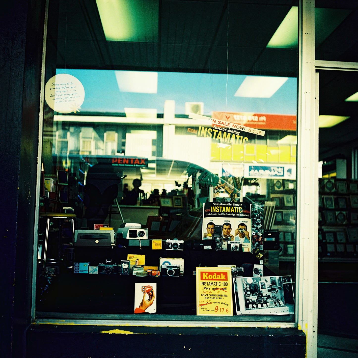 Yashica-Mat - EM