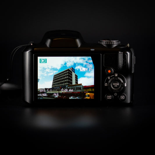 Fujifilm FinePix S8600