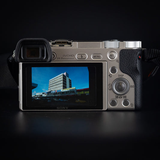 Sony A6000 with 16-50mm Power Zoom Lens