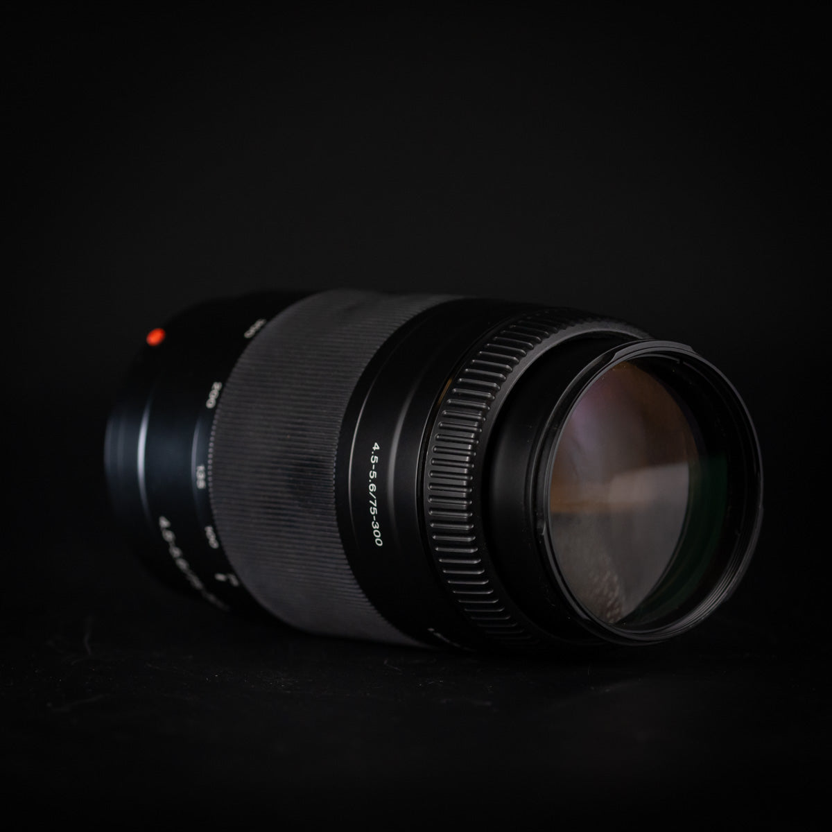 Sony 75-300mm f/4.5-5.6 (A-Mount)