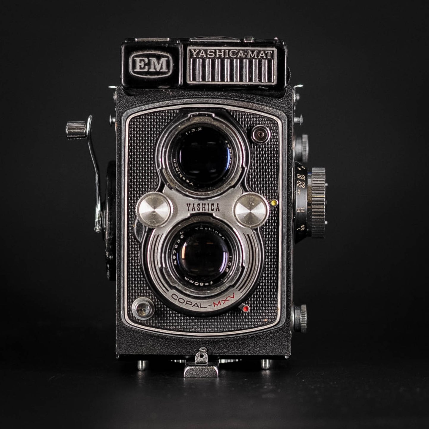 Yashica-Mat - EM