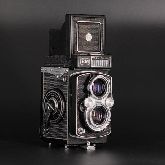 Yashica-Mat - EM