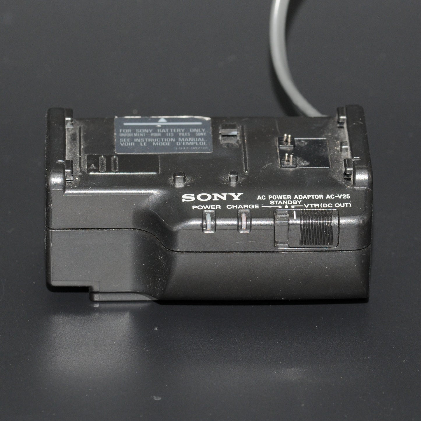 Sony - Handycam - CCD-TR550E