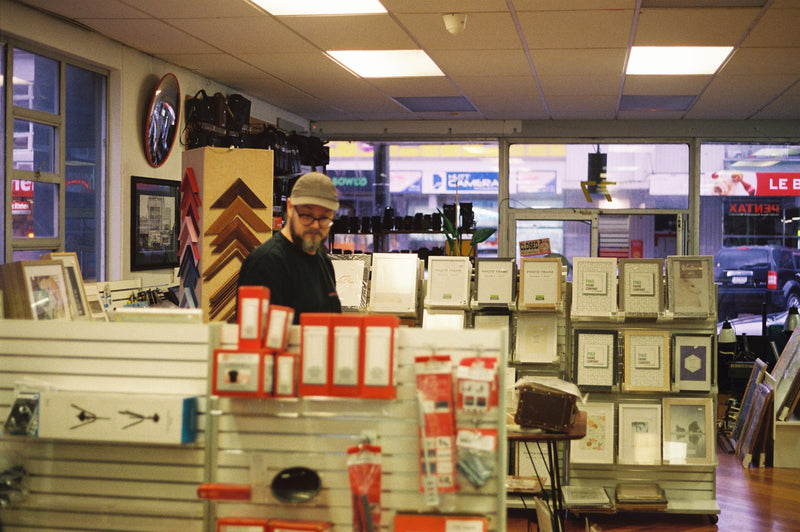 Sample photo shot on Chinon CM-4 + 50mm f/1.9 with 50mm f/1.9, frame 2