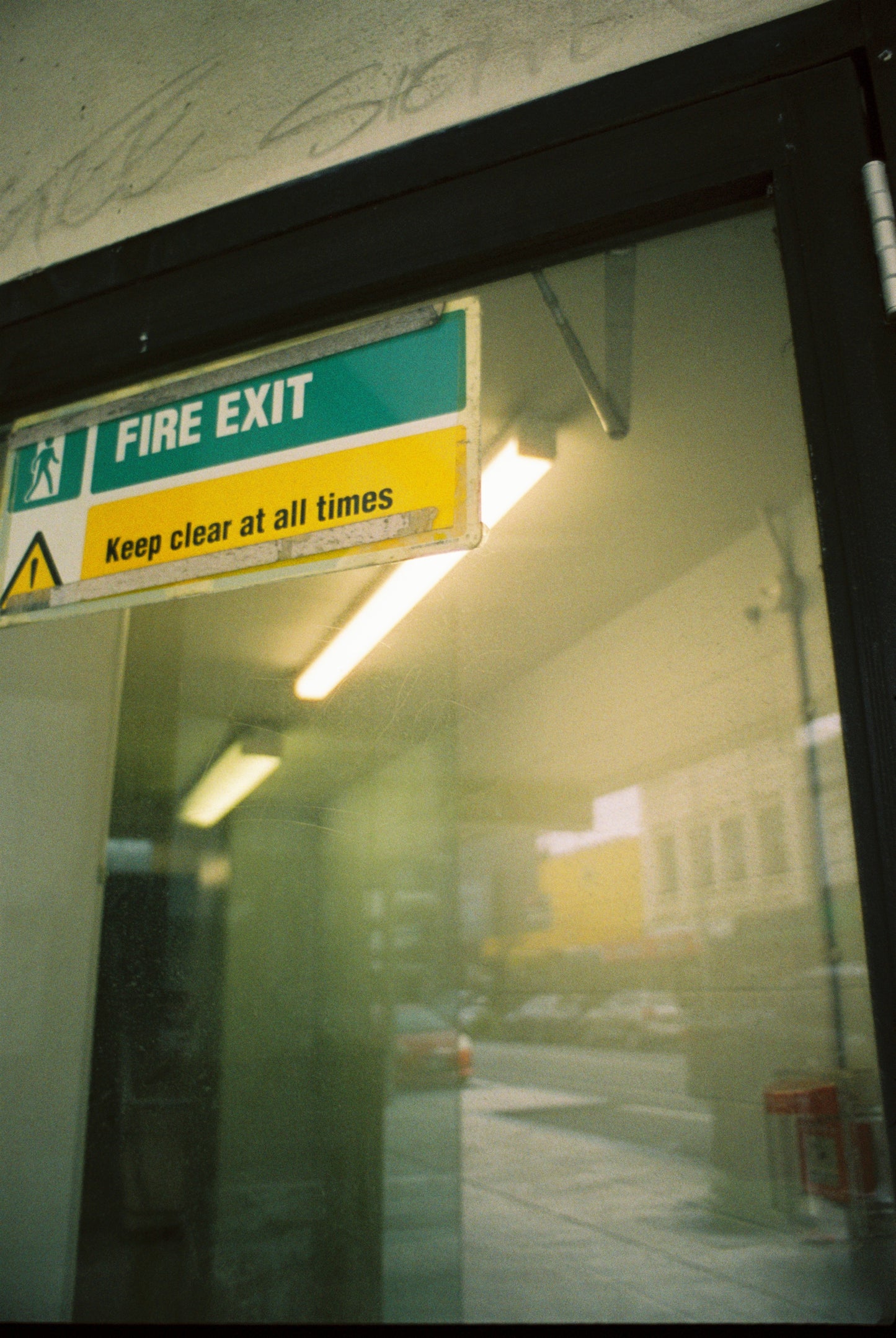 Minolta SR-1 with Soligor 28mm f/2.8