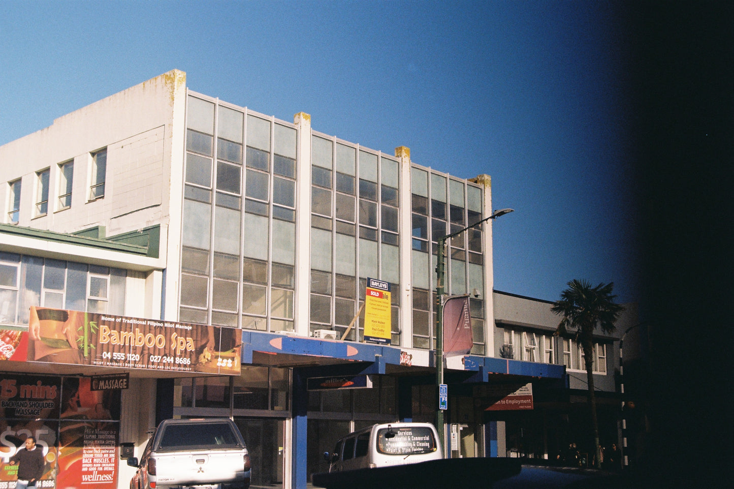 Olympus OM10