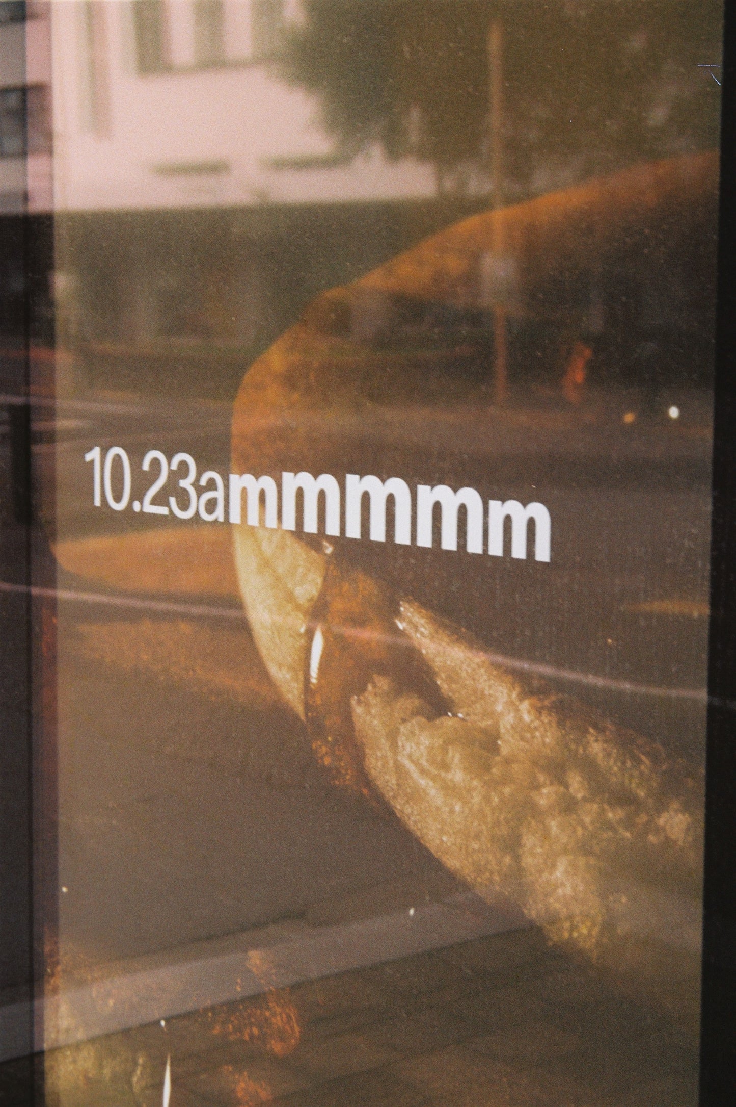 Minolta Dynax 7000i with 35-80mm