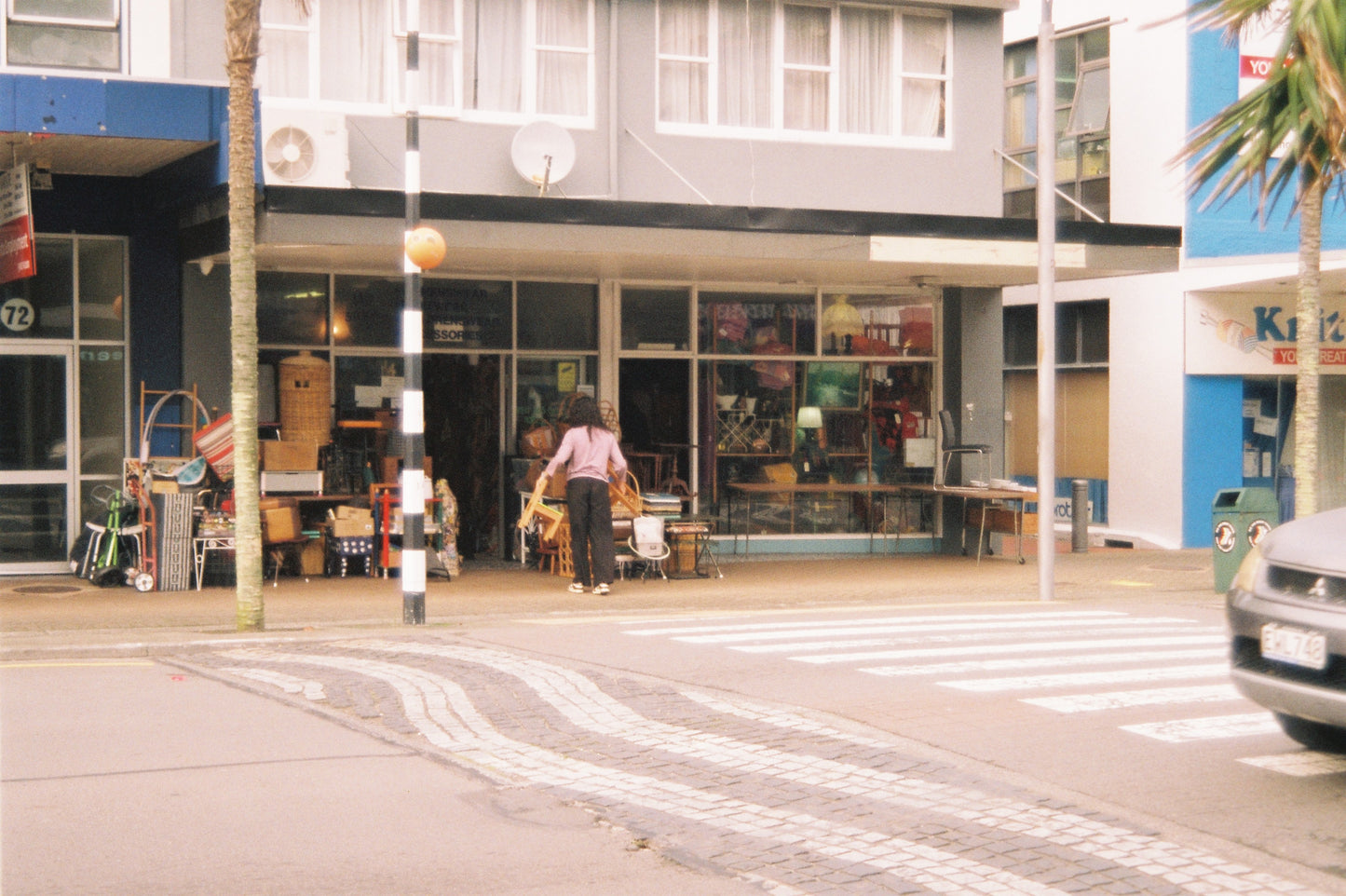 Minolta Dynax 7000i with 35-80mm