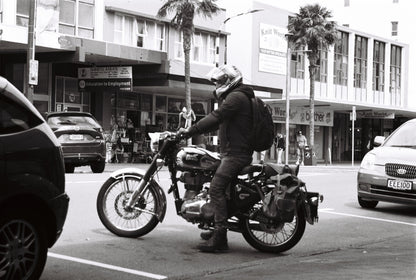 Pentax PZ-10 with Sigma 28-90mm Lens