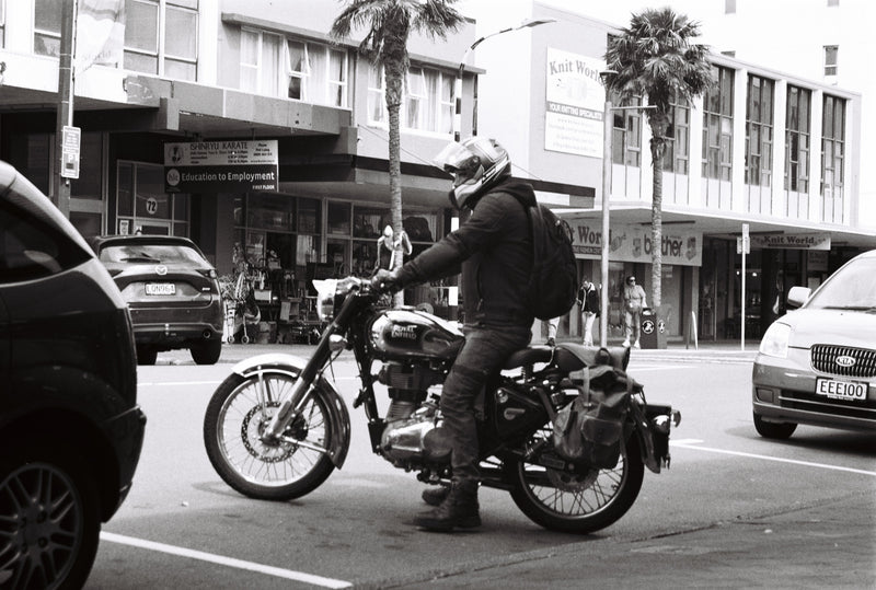 Sample photo shot on Pentax PZ-10 with Sigma 28-90mm, frame 11