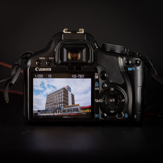 Canon EOS 450D with 18-55mm Lens