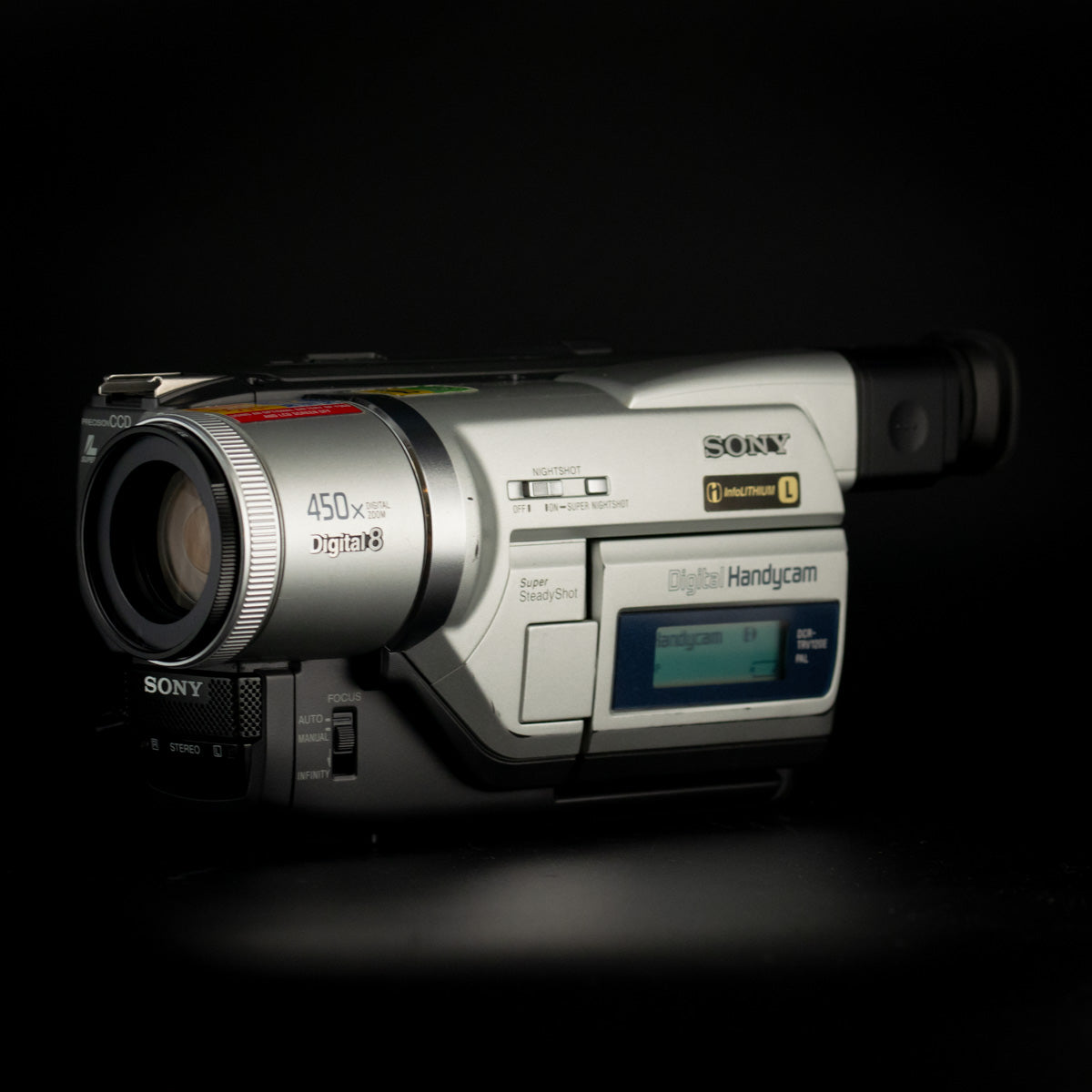 Sony - Handycam - DCR-TRV120E