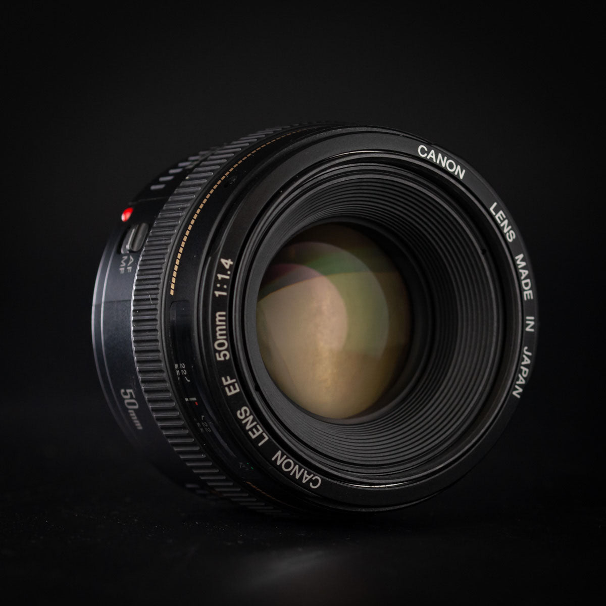 Canon EF 50mm f/1.4 USM