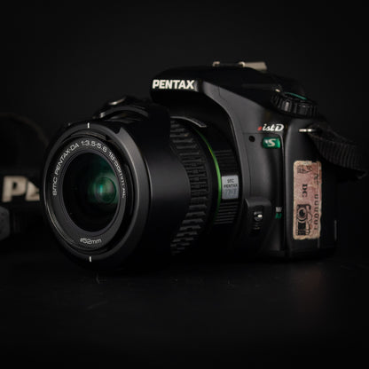 Pentax ist DS