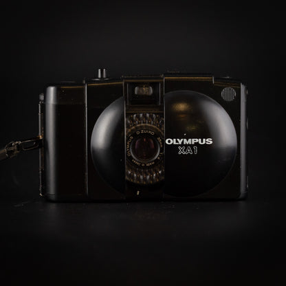 Olympus XA1