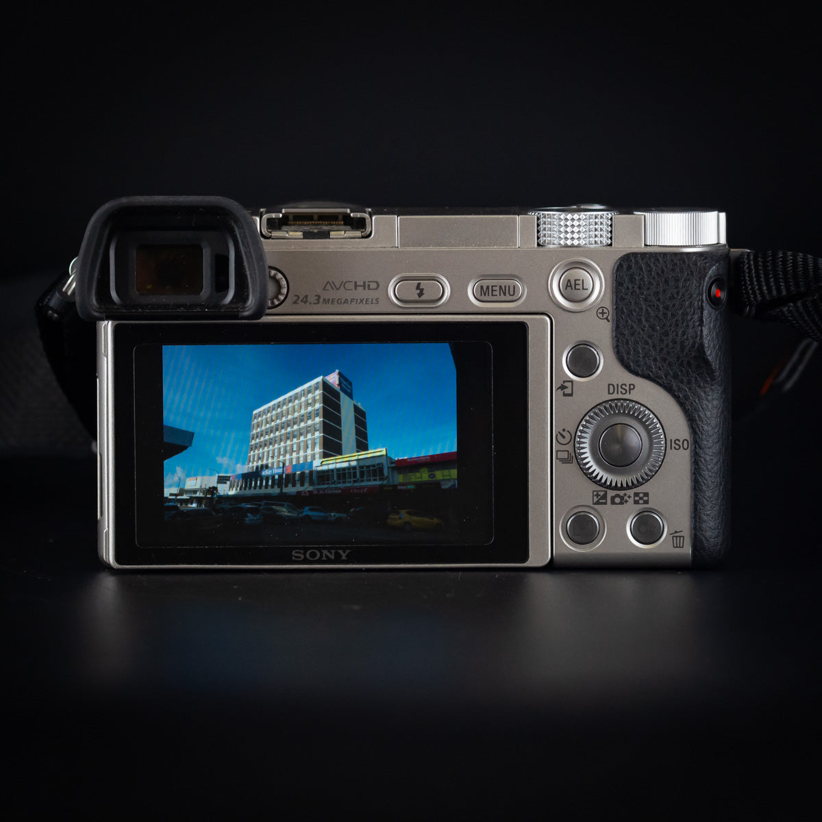 Sony A6000 with 16-50mm Power Zoom Lens – Camera House NZ