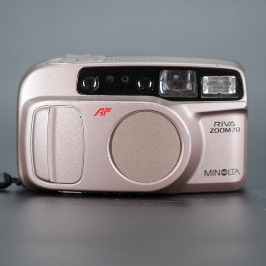 Minolta Riva zoom 70