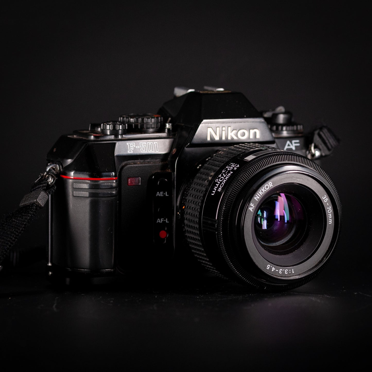 Nikon F501