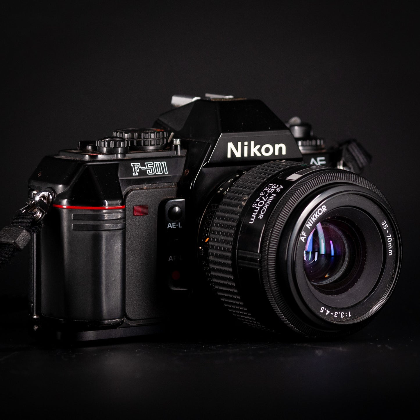 Nikon F501