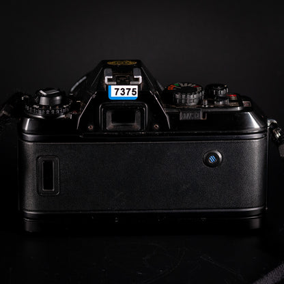 Nikon F501