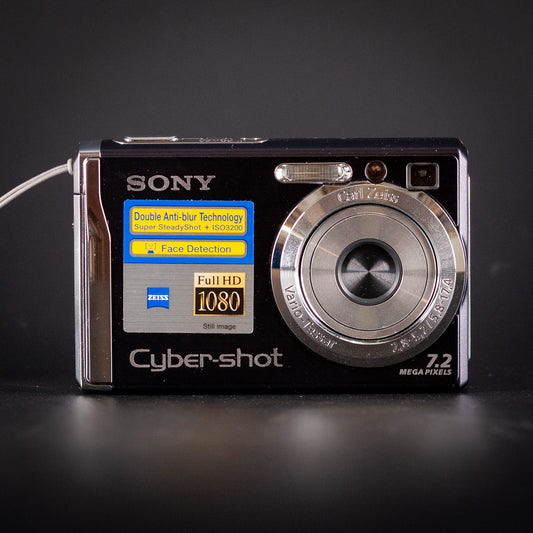 Sony DSC-W80: Your Pocket-Sized Time Machine