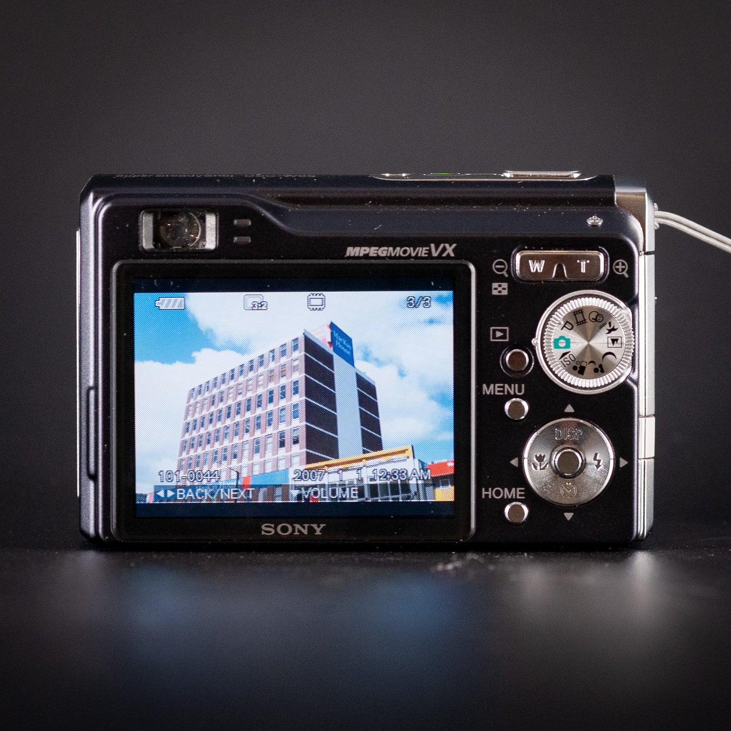 Sony DSC-W80: Your Pocket-Sized Time Machine