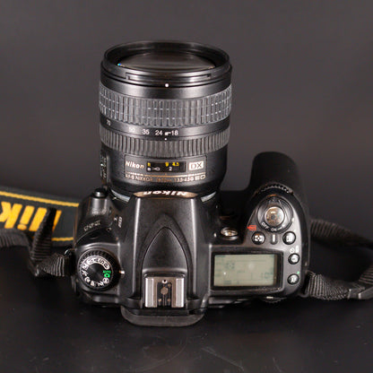 Nikon D90 DSLR Camera with 18-70mm Lens