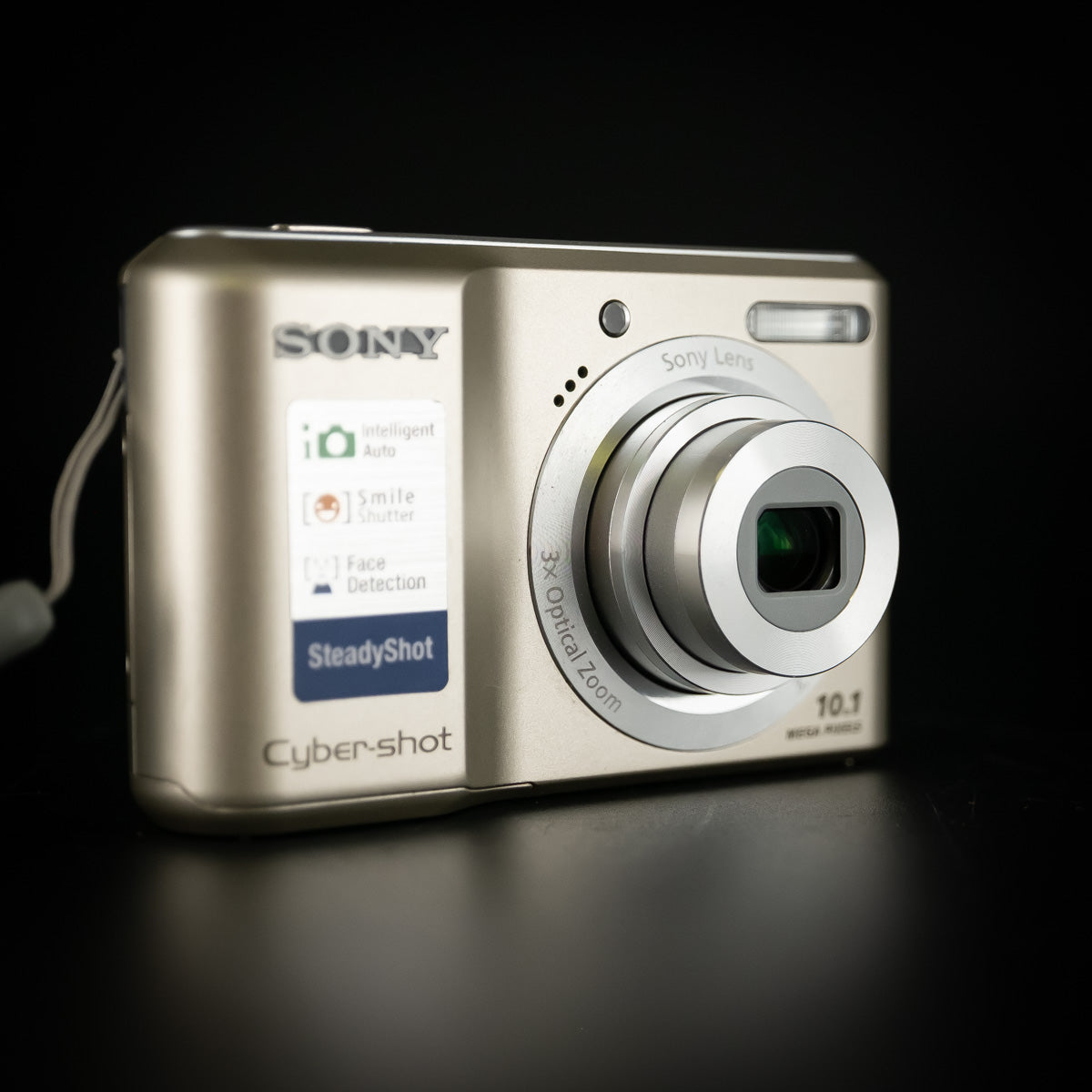 Sony Cyber-shot DSC-S2000
