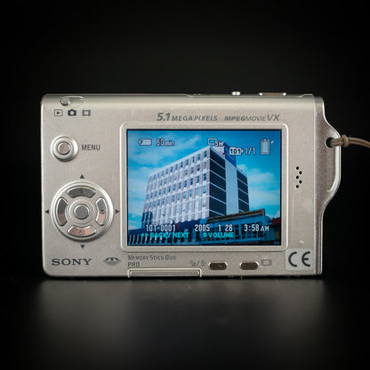 Sony Cyber-shot DSC-T7