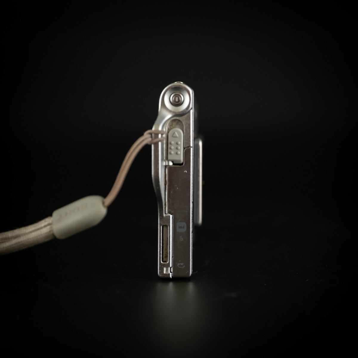 Sony Cyber-shot DSC-T7