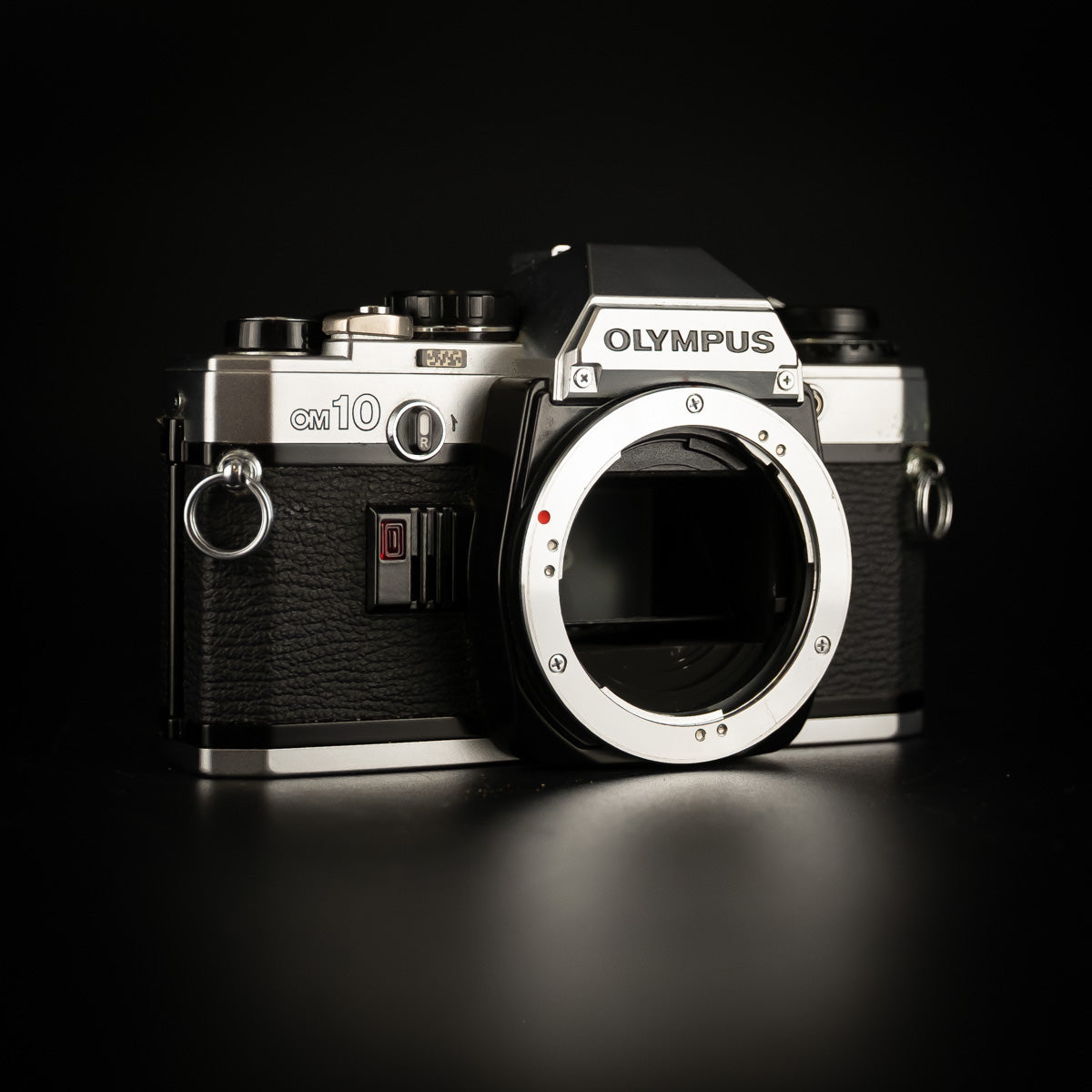 Olympus OM10