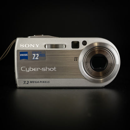 Sony Cyber-shot DSC-P150