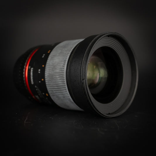 Samyang 35mm f/1.4 (Canon EF Mount)