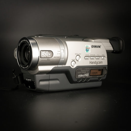 Sony Handycam CCD-TR648E