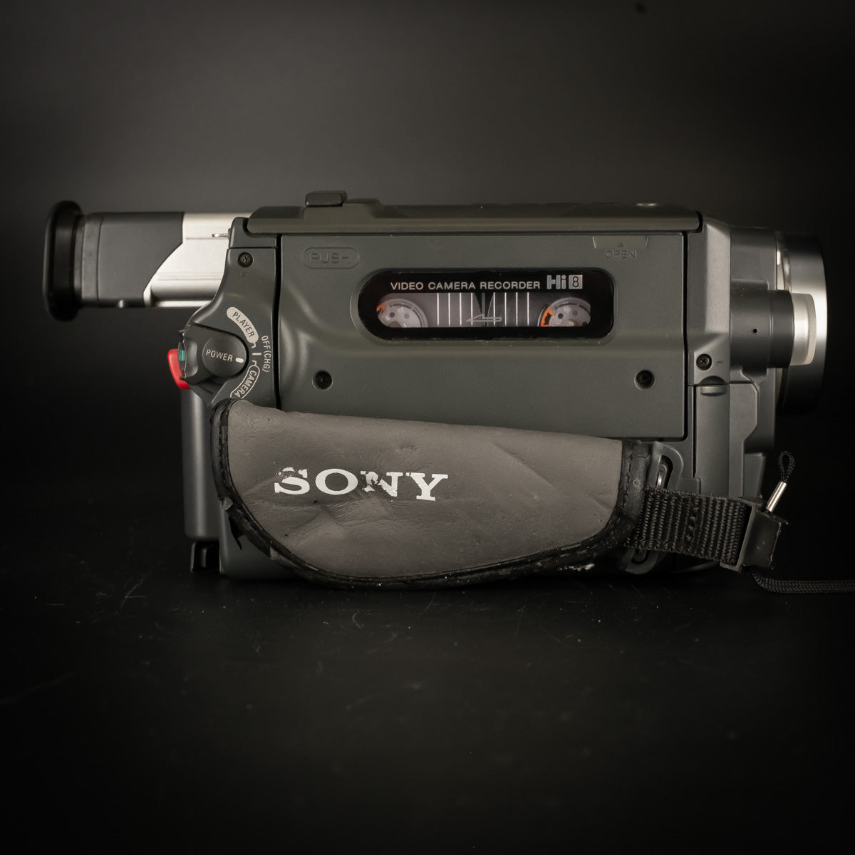Sony Handycam CCD-TR648E