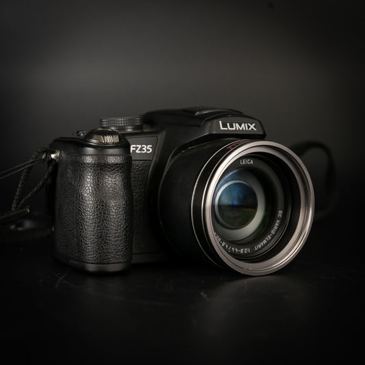 Panasonic Lumix DMC-FZ35