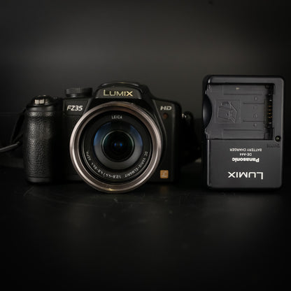Panasonic Lumix DMC-FZ35