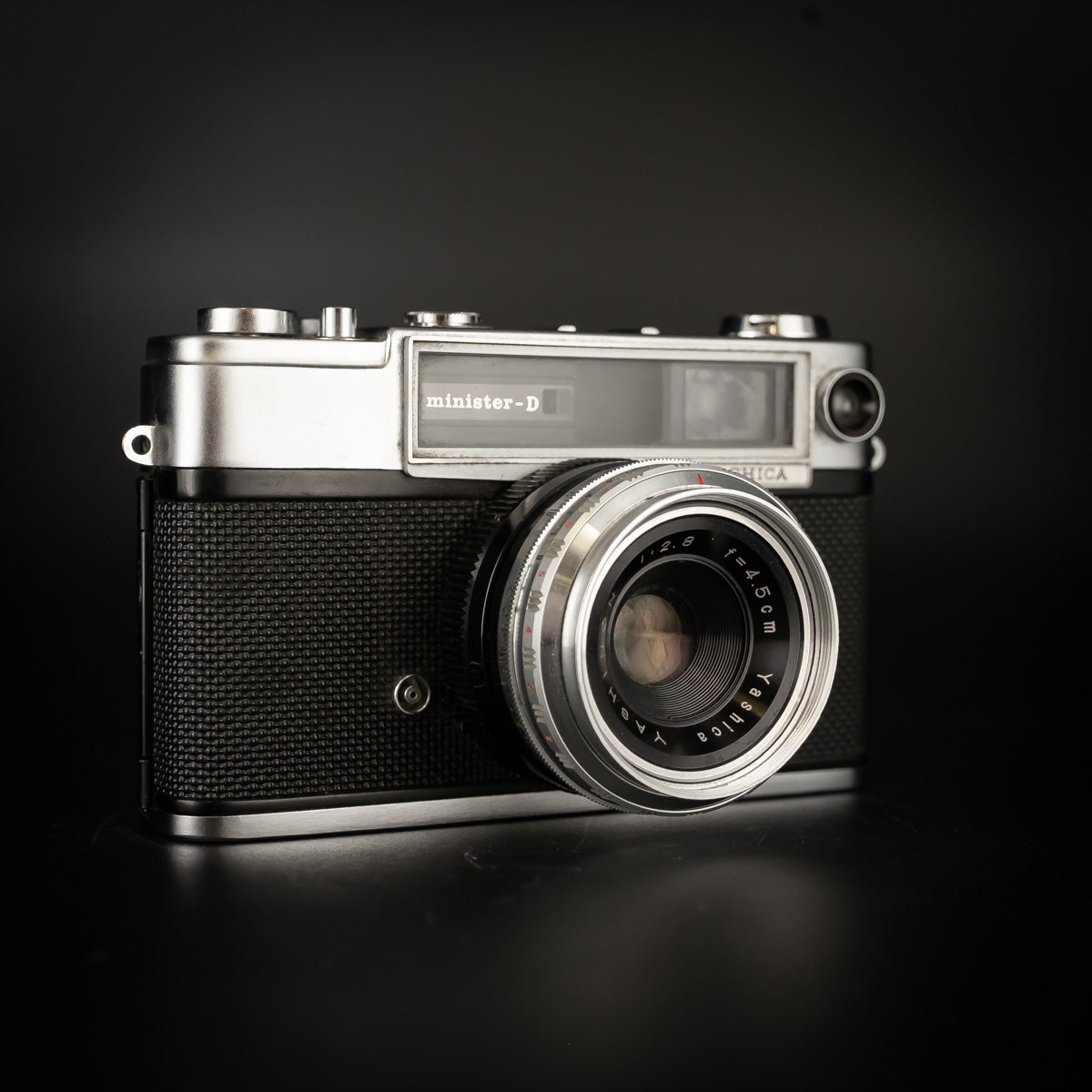 Yashica Minister-D