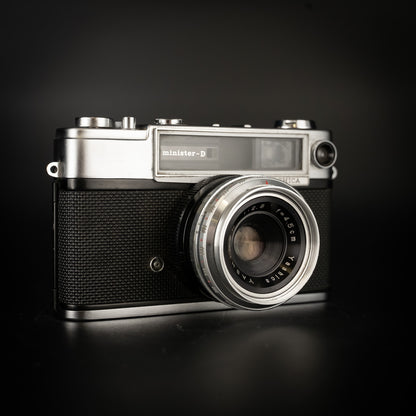 Yashica Minister-D