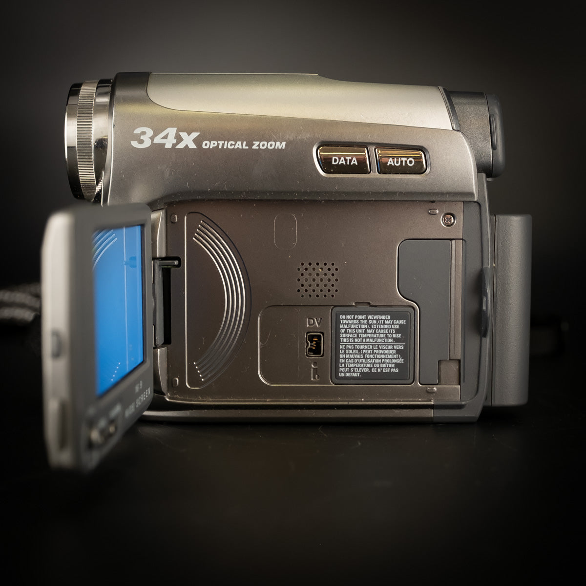 JVC GR-D750 MiniDV Camcorder