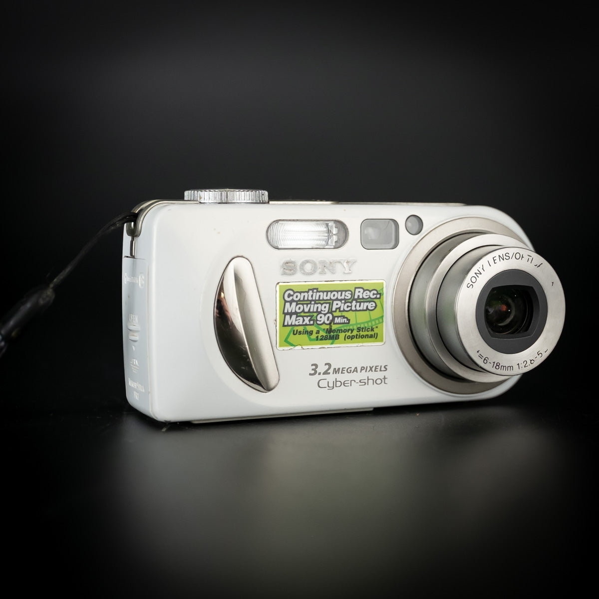Sony Cyber-shot DSC-P9 (2002)