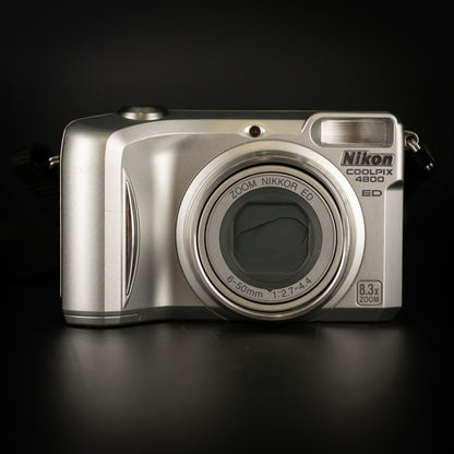 Nikon Coolpix 4800