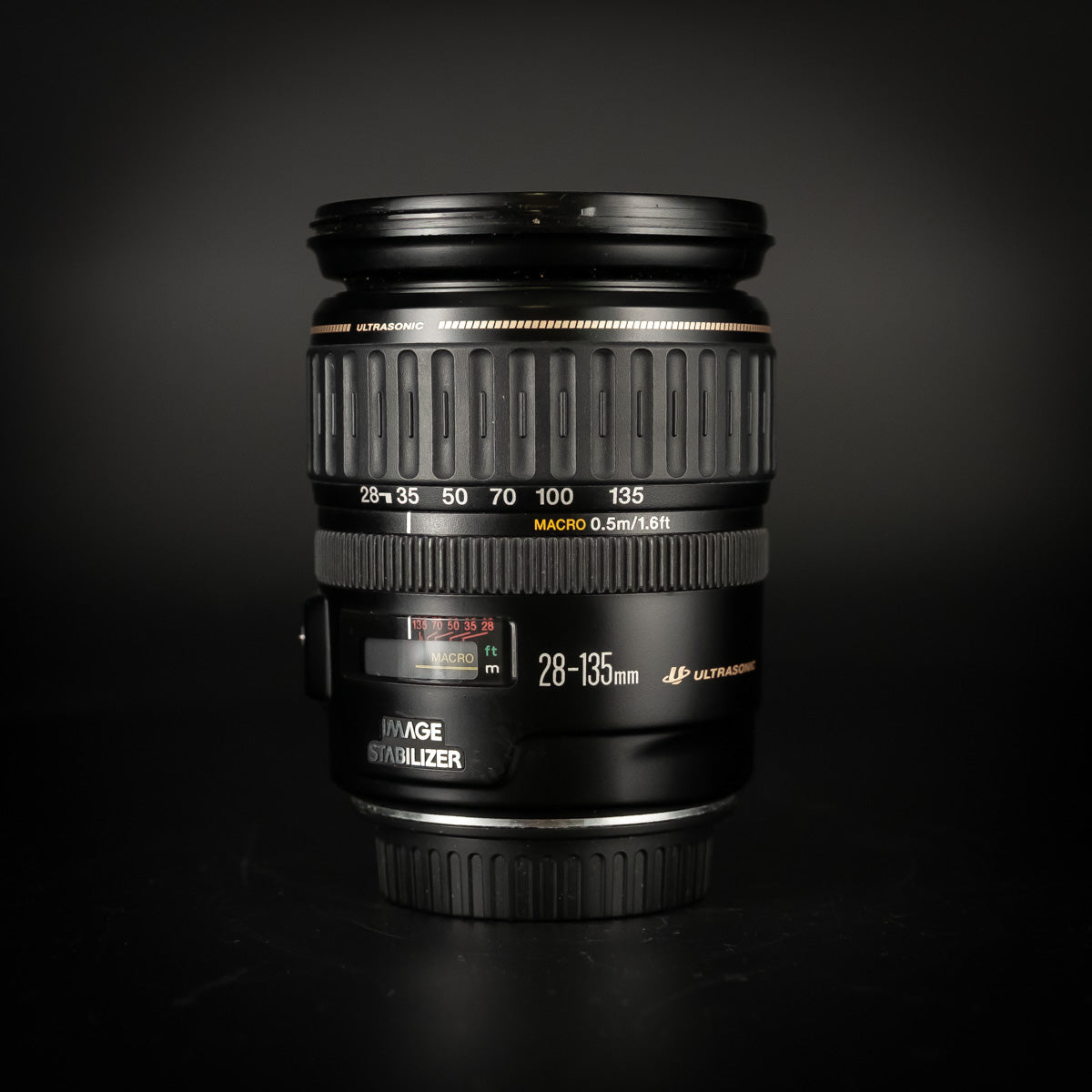 Canon EF 28-135mm f/3.5-5.6 IS USM