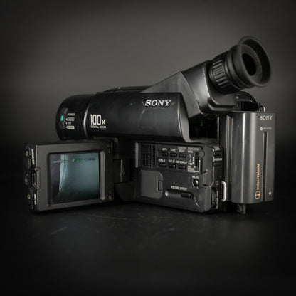 Sony Handycam CCD-TRV3E (Video8)