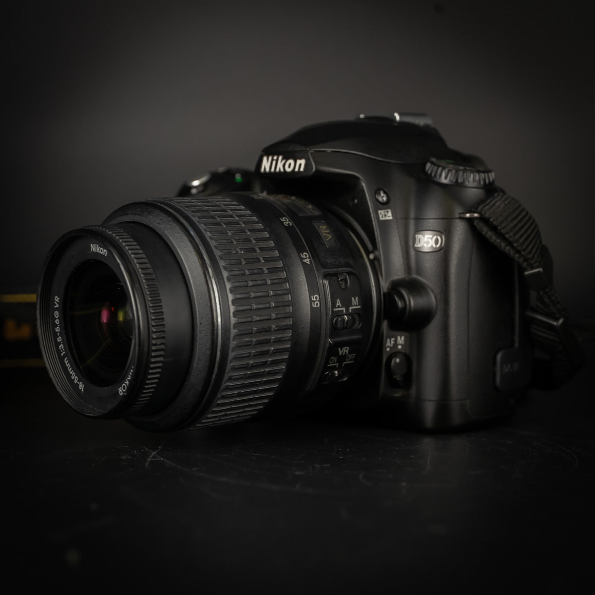Nikon D50 + AF-S DX 18-55mm