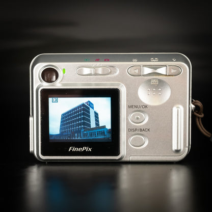Fujifilm finepix A345