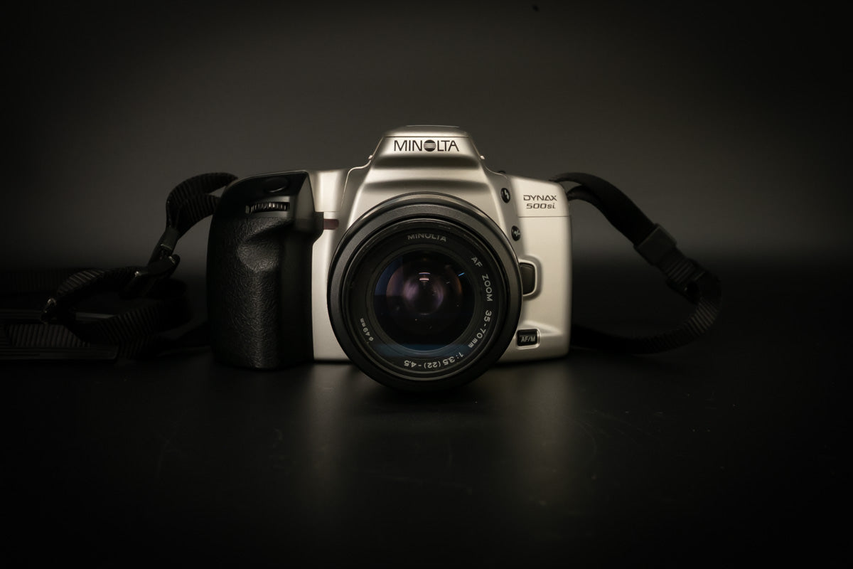 Minolta Dynax 500si with AF 35-70mm