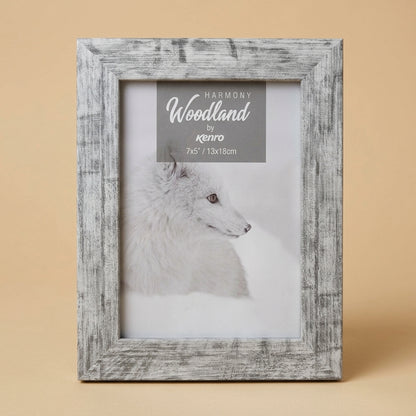 Harmony Woodland 5x7 frame in distressed grey wood with fox photo insert