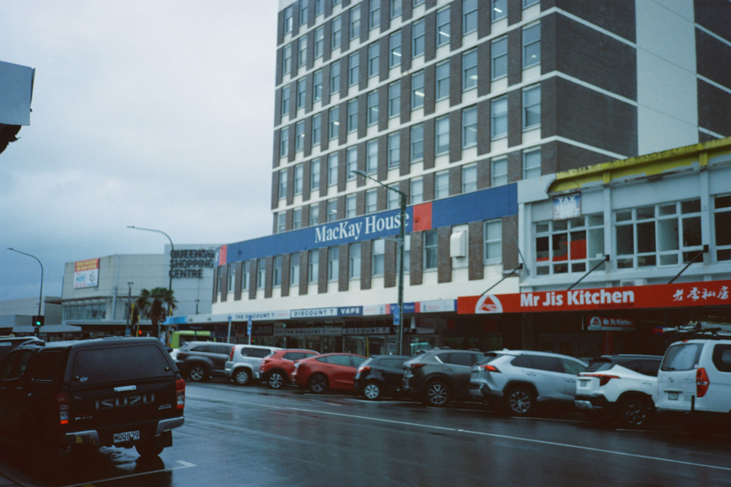 Olympus XA1